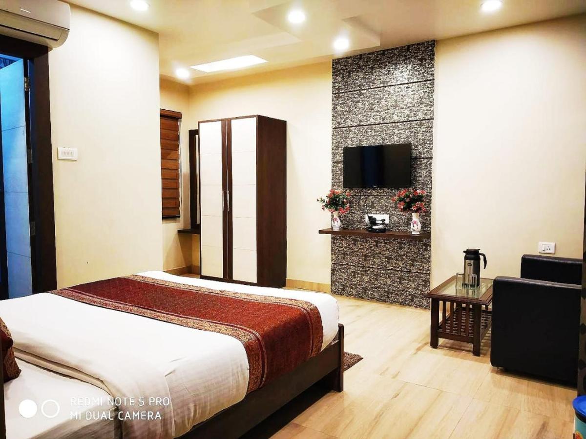 Hotel Aadesh Palace - Varanasi — Photos 2