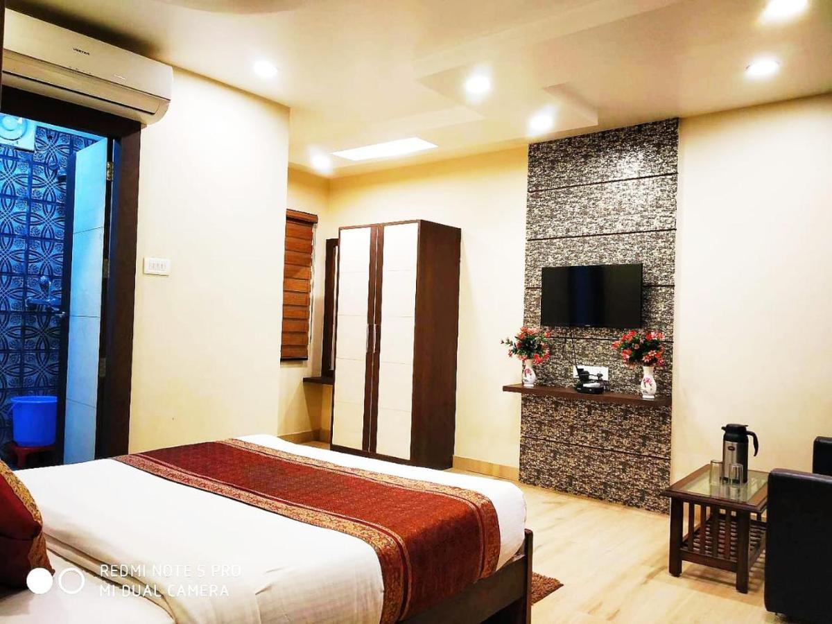 Hotel Aadesh Palace - Varanasi — Photos 3